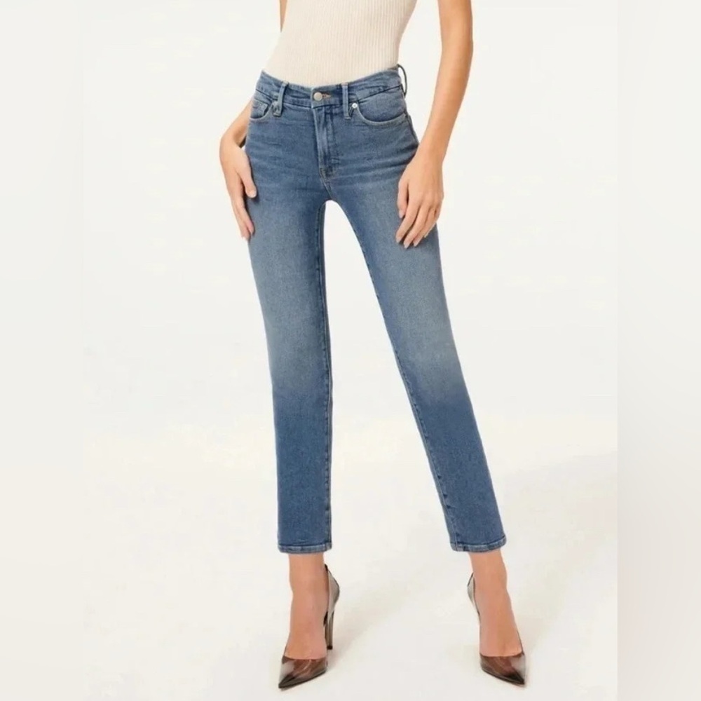 GOOD AMERICAN GOOD STRAIGHT JEANS Size 8